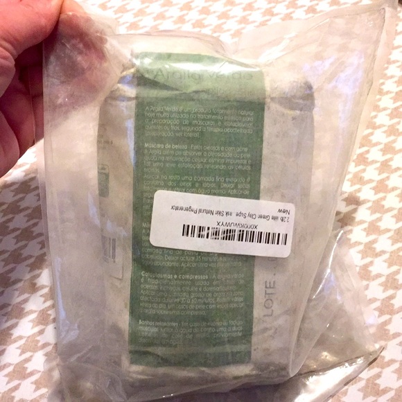 NWT. Illite Green Clay Supermask. - Picture 4 of 5